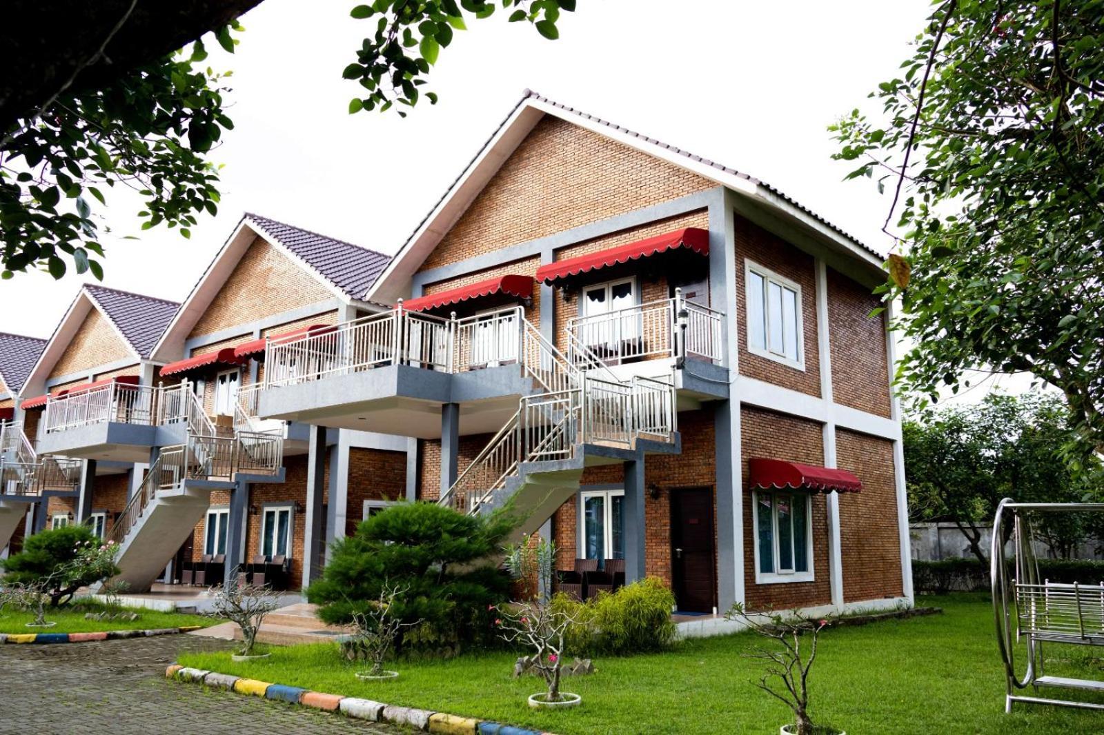 Thong's Inn Hotel Kualanamu Medan Exterior foto